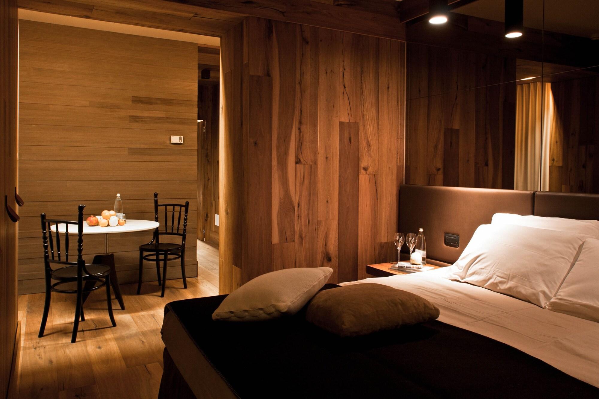 Alexander Charme Hotel Livigno Bagian luar foto