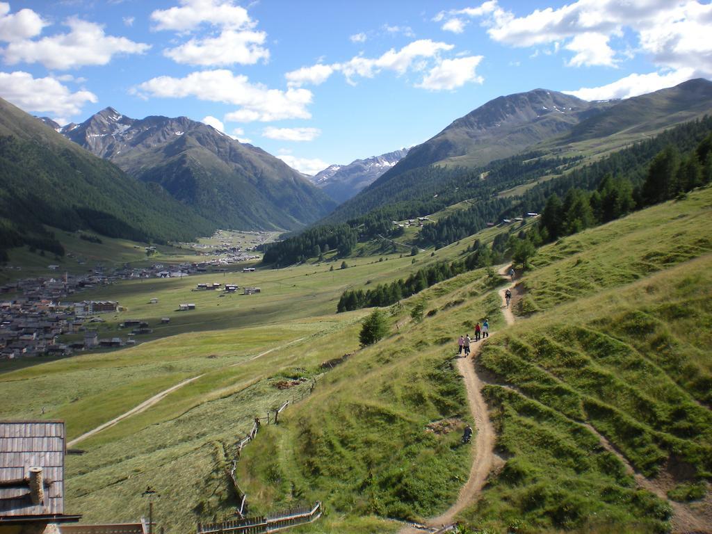 Alexander Charme Hotel Livigno Bagian luar foto